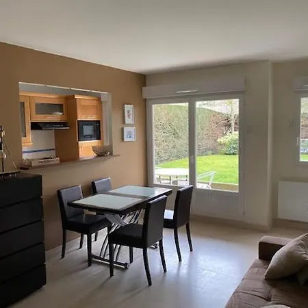 Cosy, Confort, A Deux Pas De La Apartman Deauville