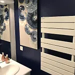 Cosy, Confort, A Deux Pas De La