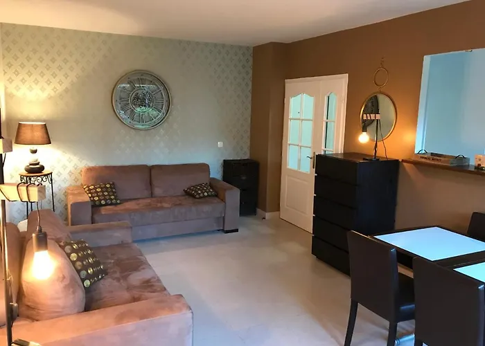 Cosy, Confort, à Deux Pas De La *